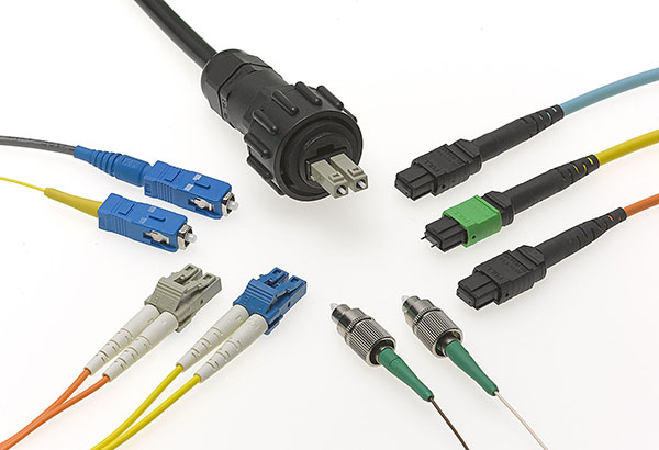 How do you connect fiber optic cable to SFP？